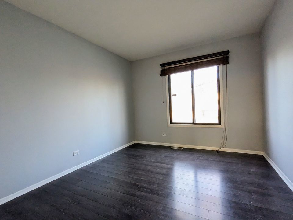 2310 N Enlund Drive #6, Palatine, IL 60074