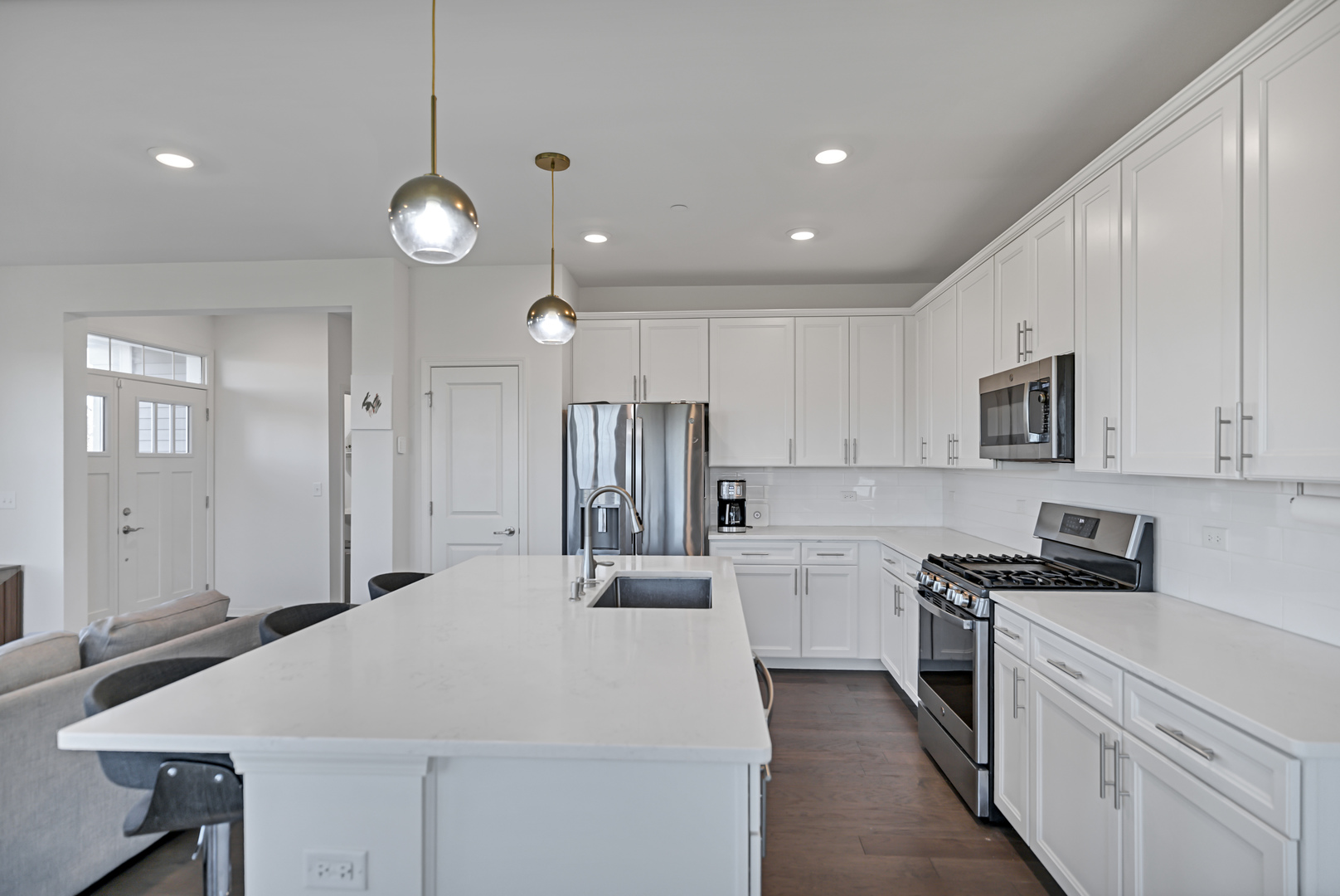 3202 Martini Street, Mundelein, IL 60060