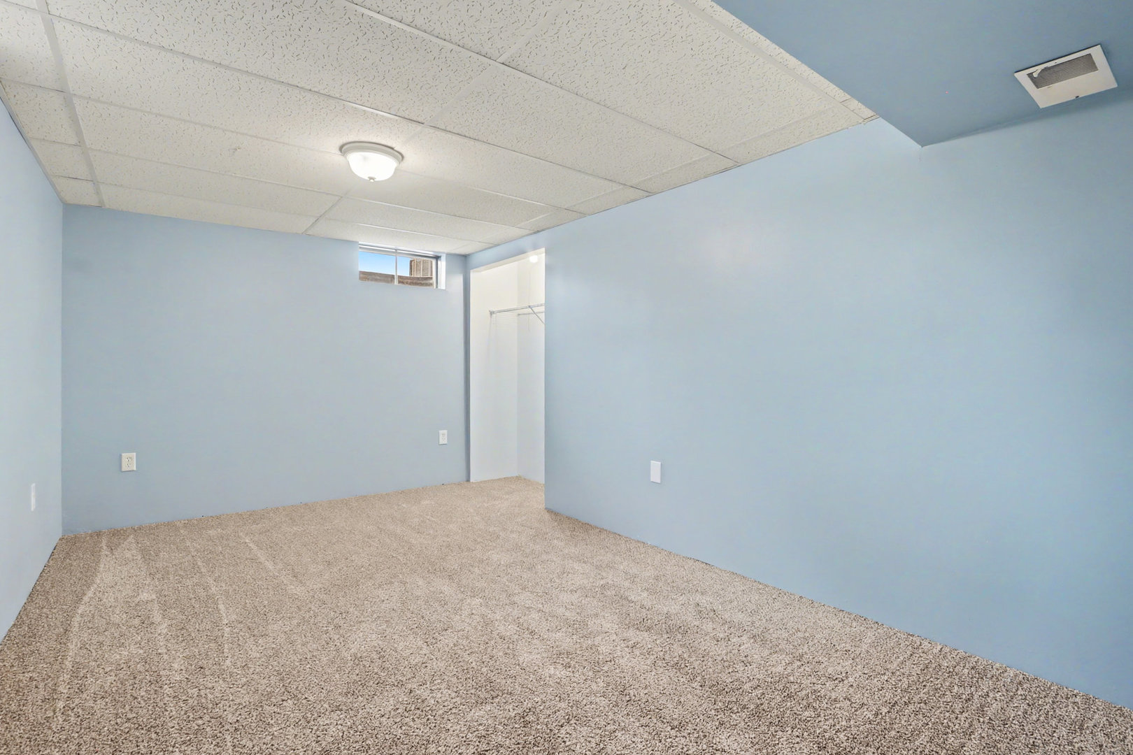 40 Codorus Road, Montgomery, IL 60538