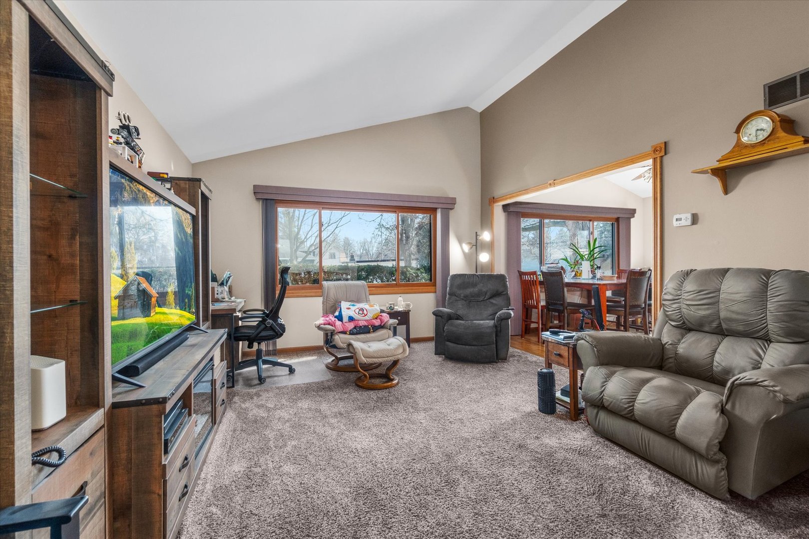 3S580 Tinker Avenue, Warrenville, IL 60555