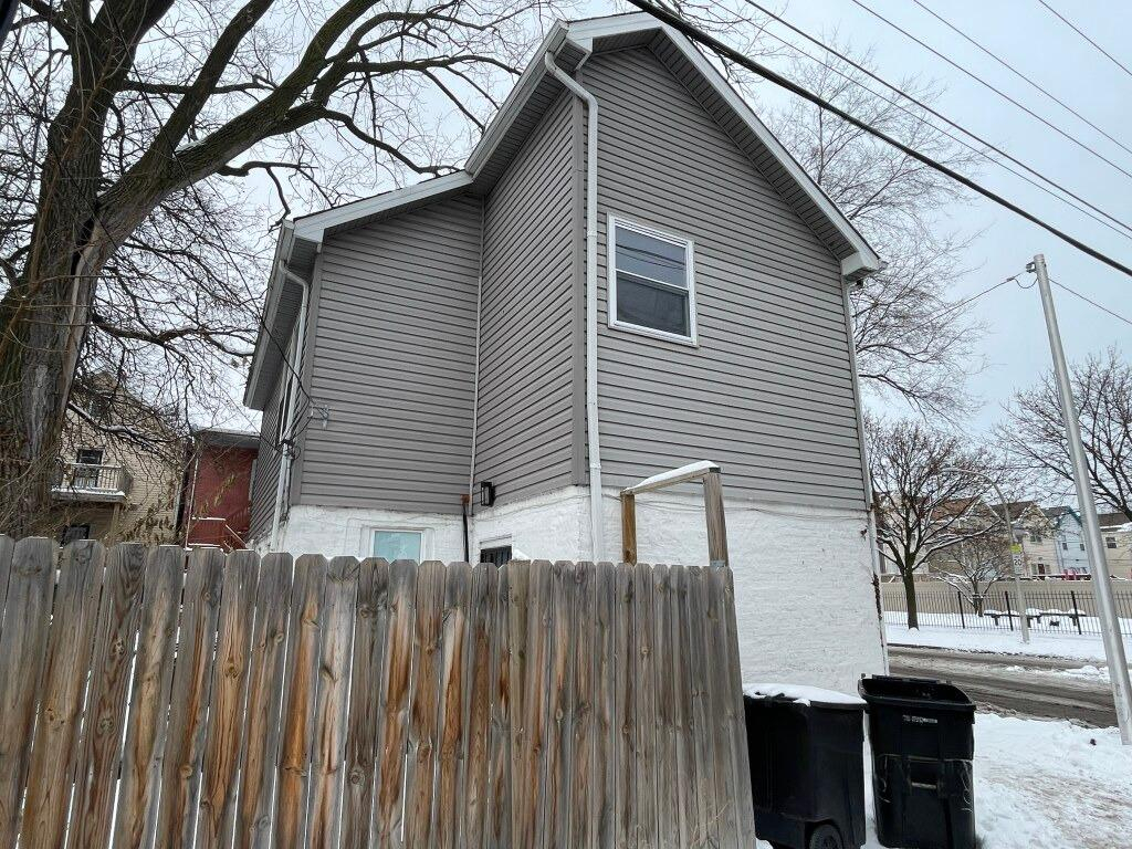 1715 E 70th Street, Chicago, IL 60649