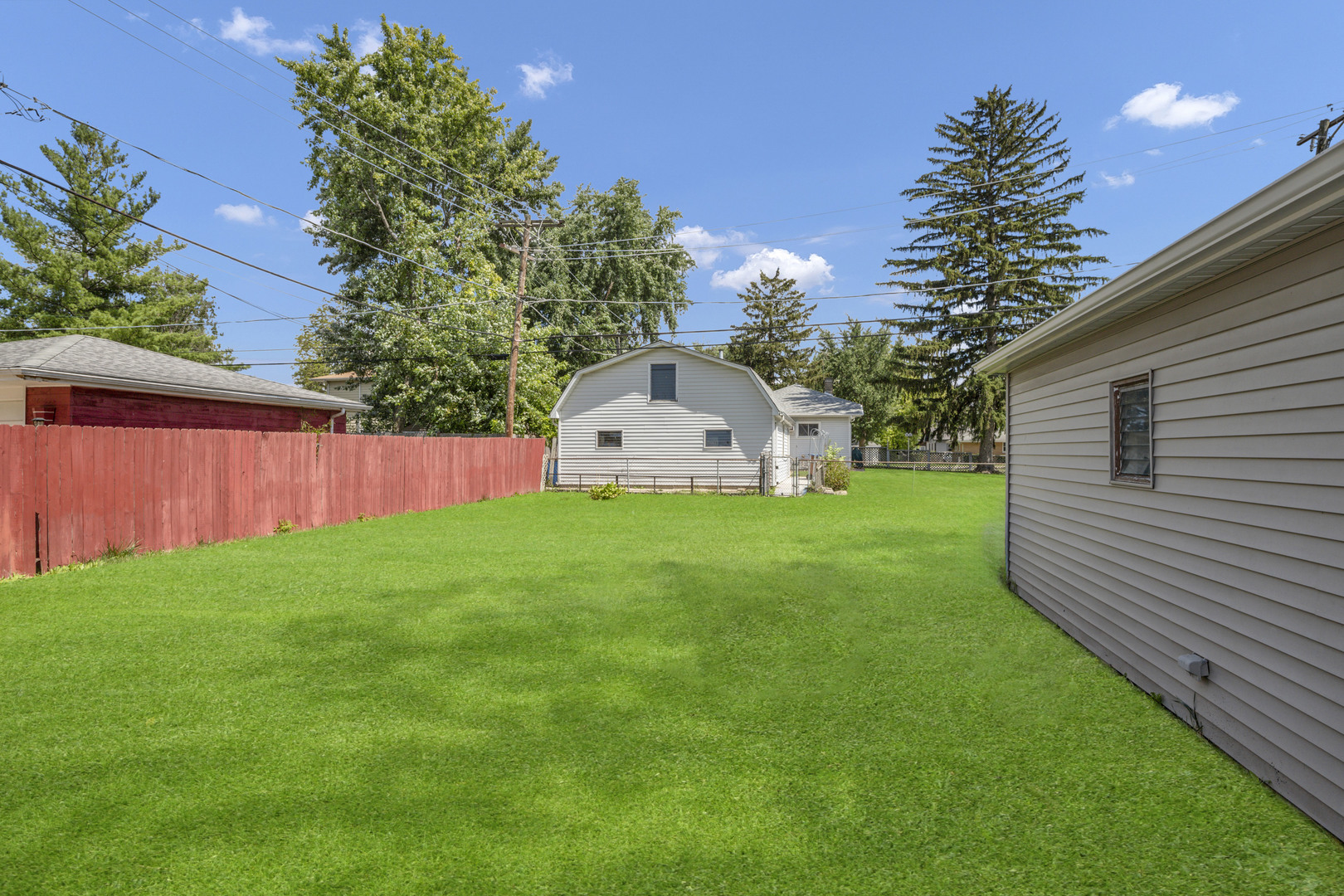 235 N ARDMORE Avenue, Villa Park, IL 60181