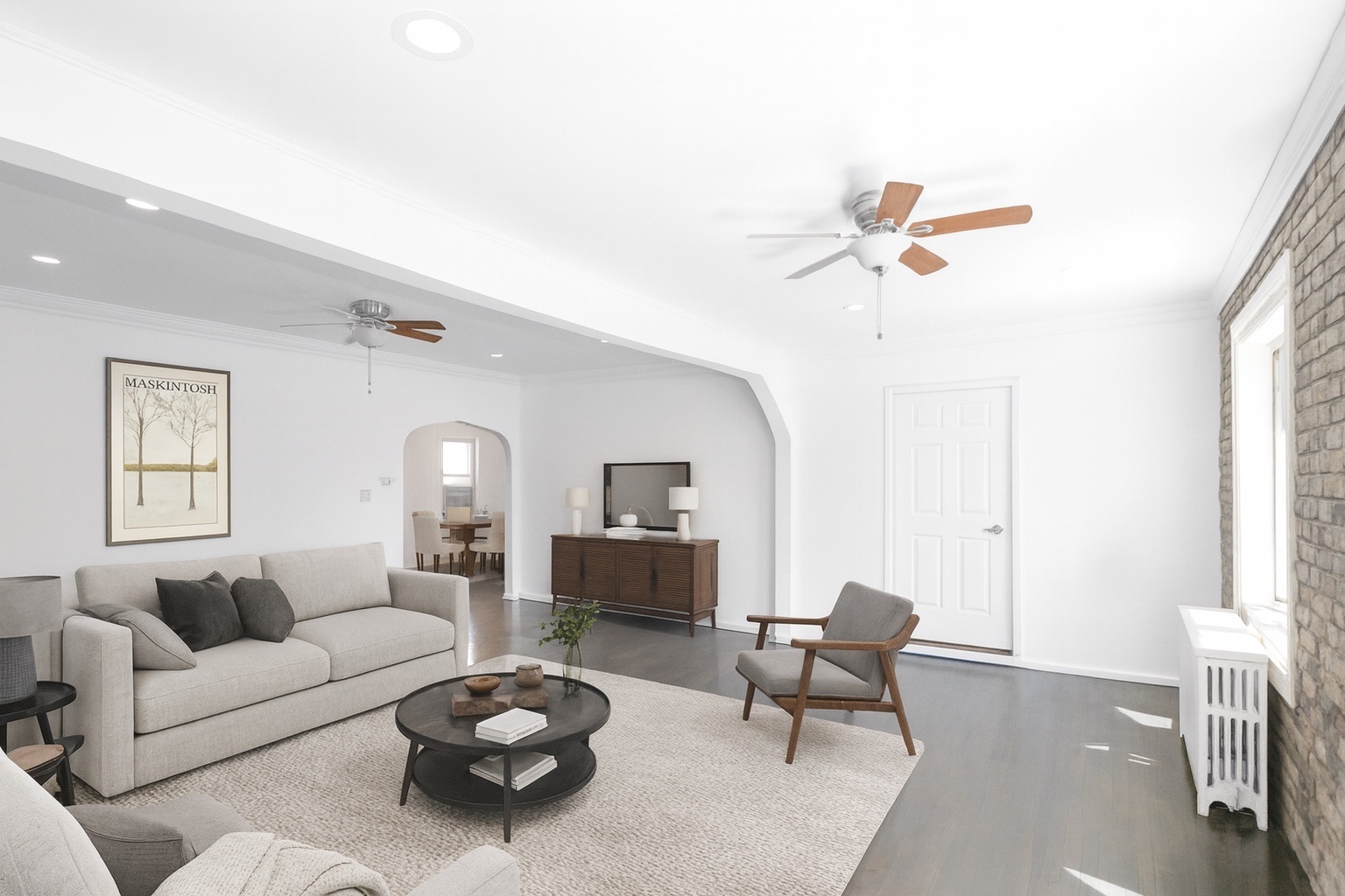 235 N ARDMORE Avenue, Villa Park, IL 60181