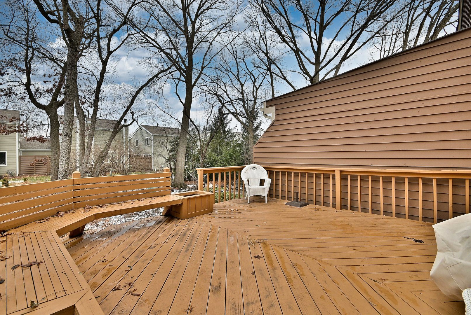 1612 Stonebridge Trail, Wheaton, IL 60189