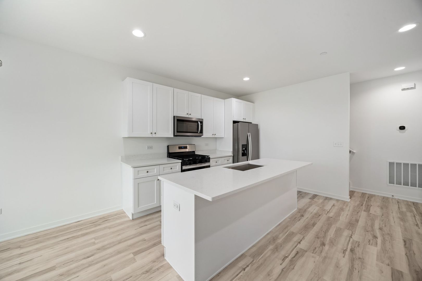 1238 Gillespie Lane, Yorkville, IL 60560