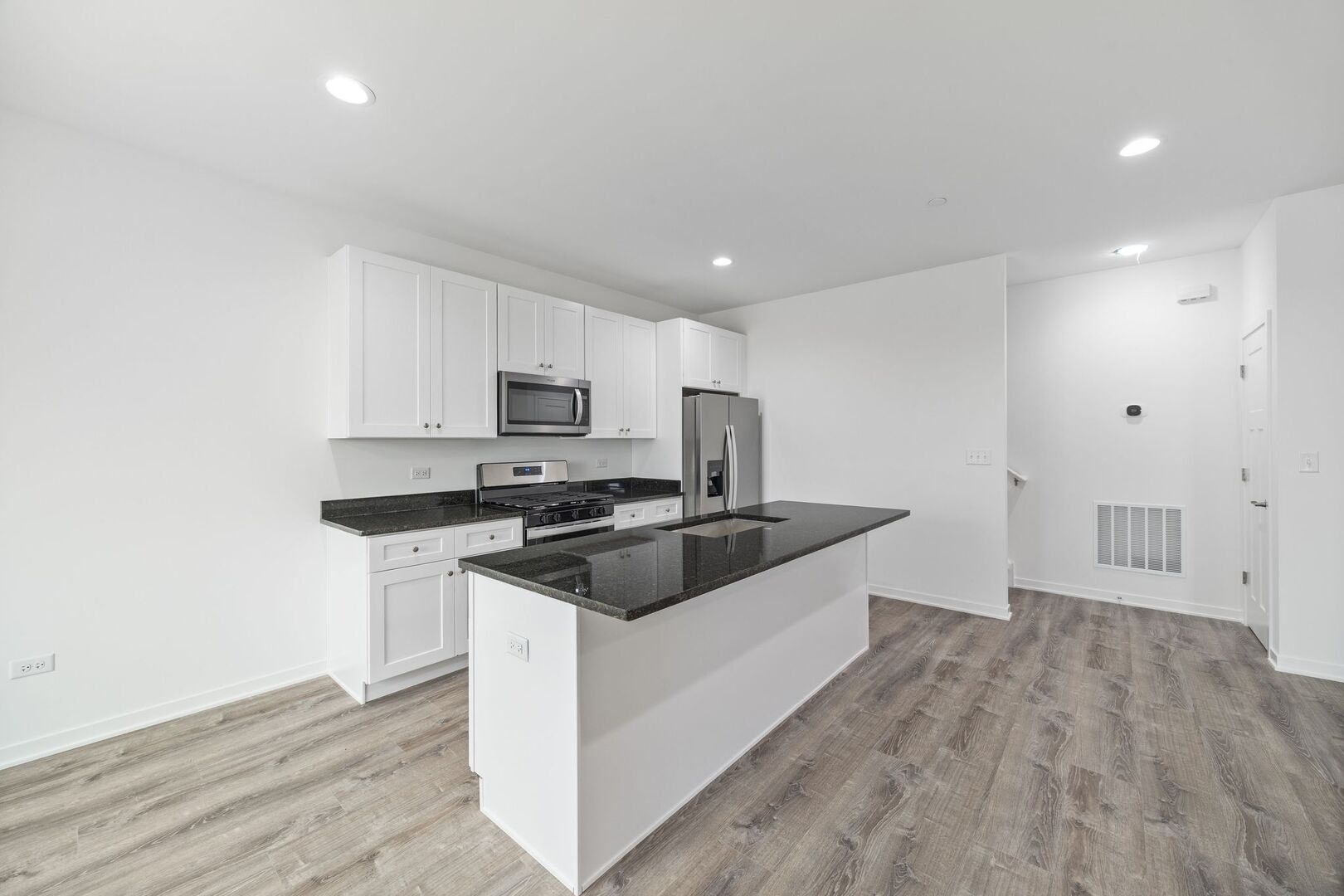 1238 Gillespie Lane, Yorkville, IL 60560