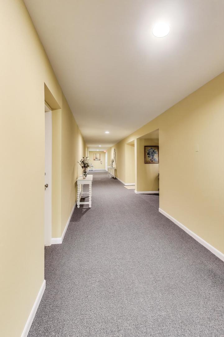 3955 Mission Hills Road #D, Northbrook, IL 60062