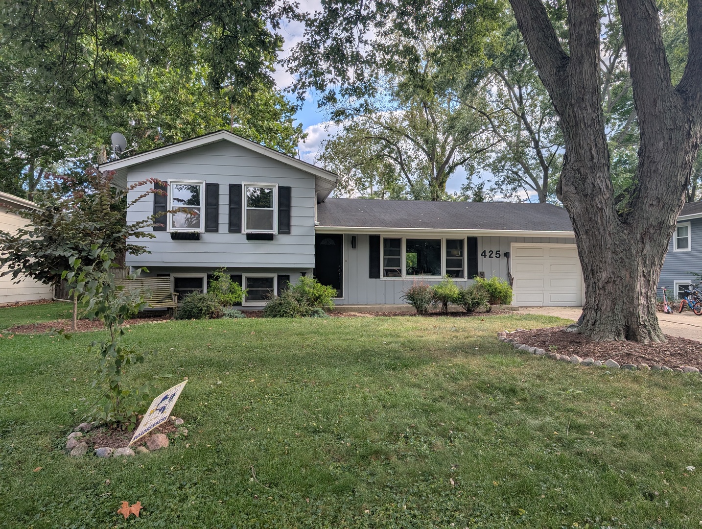 22W425 ARBOR Lane, Glen Ellyn, IL 60137