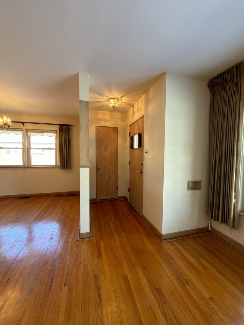 3814 Raymond Avenue, Brookfield, IL 60513