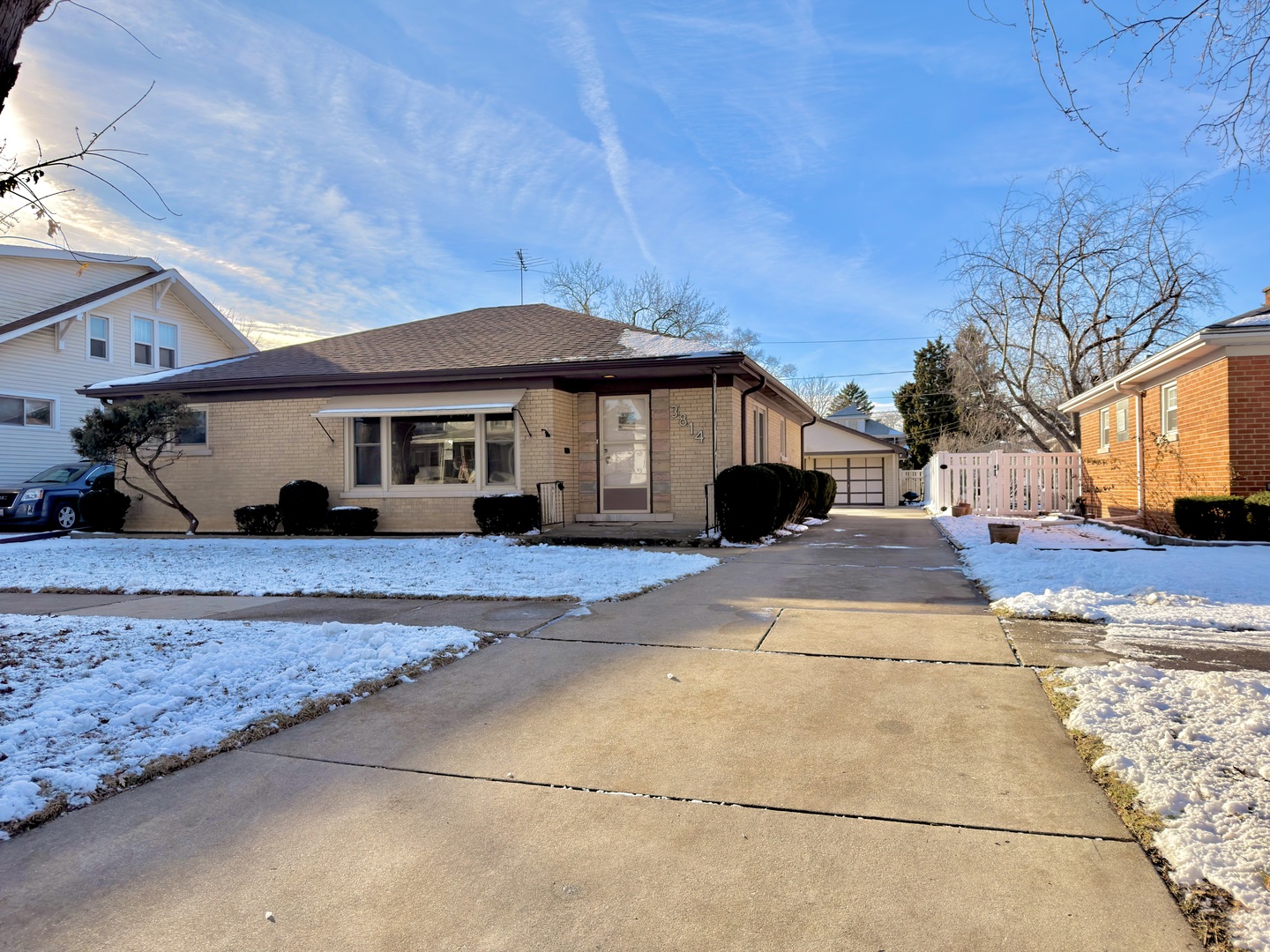 3814 Raymond Avenue, Brookfield, IL 60513