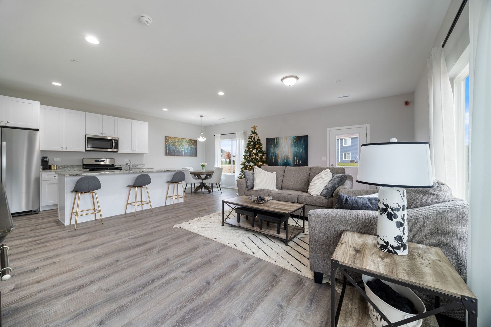 1240 Gillespie Lane, Yorkville, IL 60560