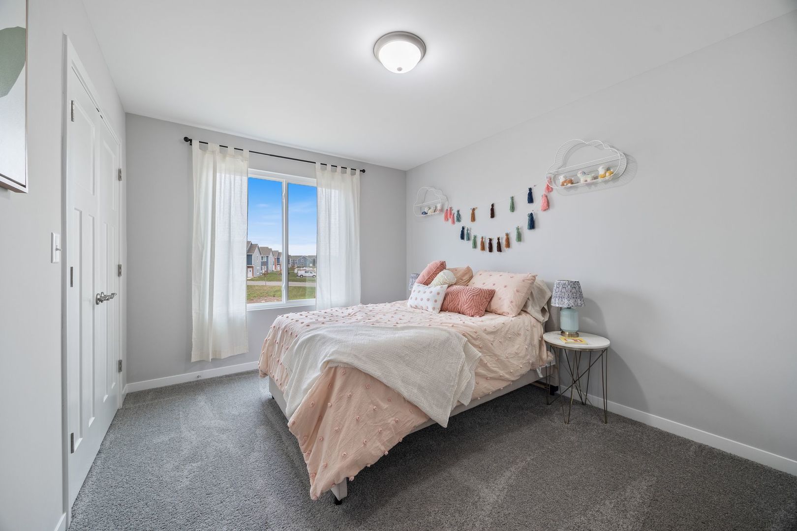 1240 Gillespie Lane, Yorkville, IL 60560