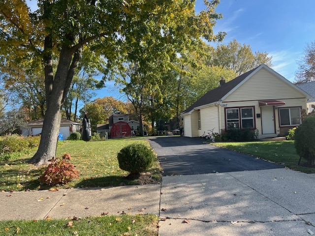 1917 Honore Avenue, North Chicago, IL 60064