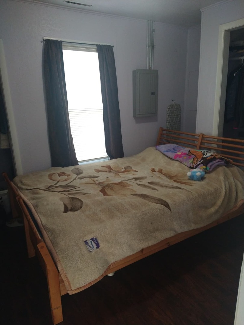 1917 Honore Avenue, North Chicago, IL 60064