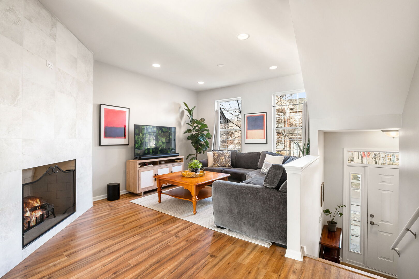 1559 Station Park Drive, Grayslake, IL 60030