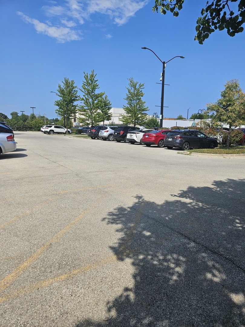 2621 Elisha Avenue, Zion, IL 60099