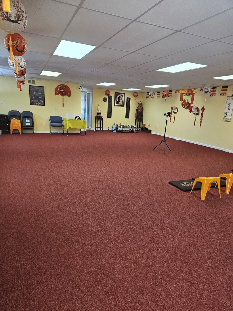 2621 Elisha Avenue, Zion, IL 60099