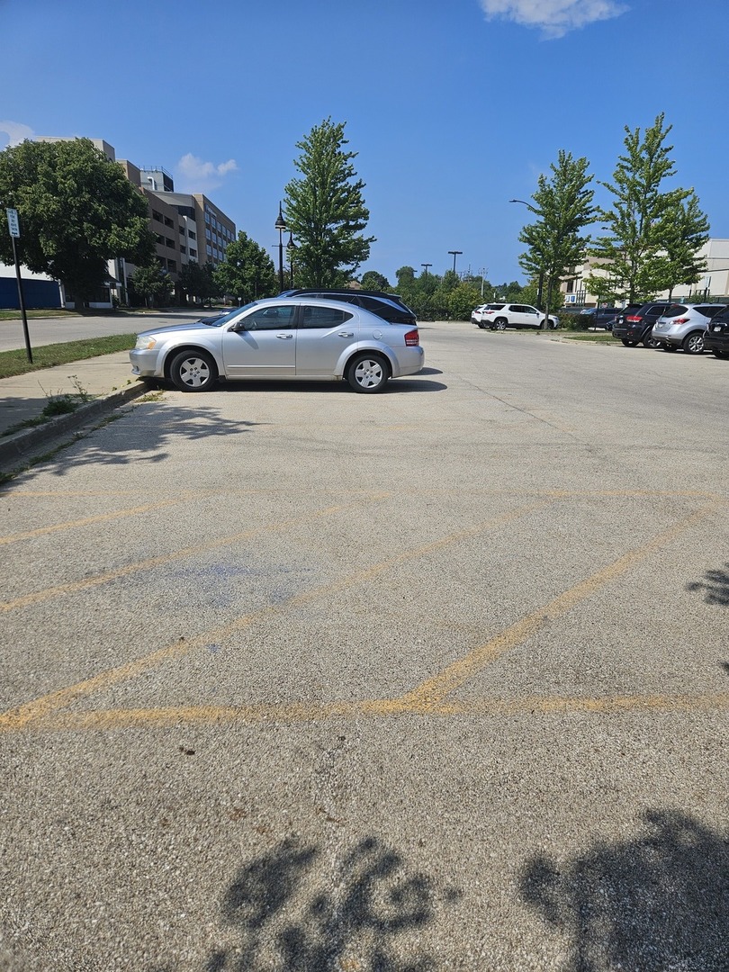 2621 Elisha Avenue, Zion, IL 60099