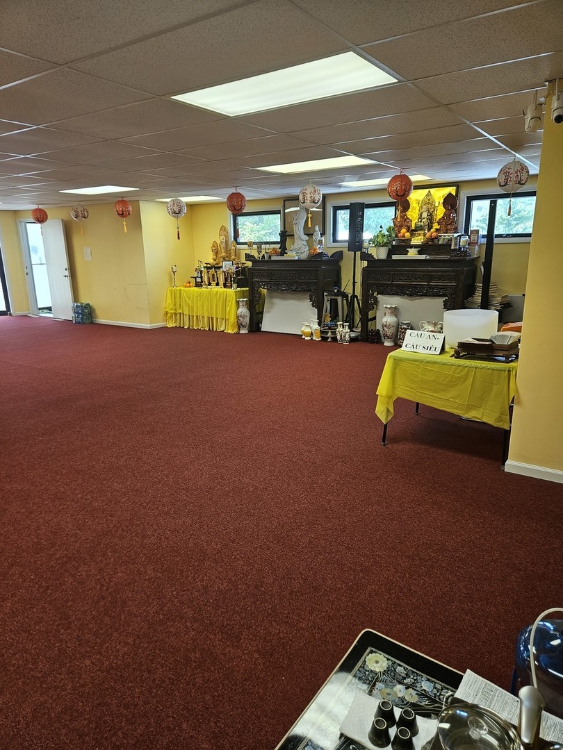 2621 Elisha Avenue, Zion, IL 60099