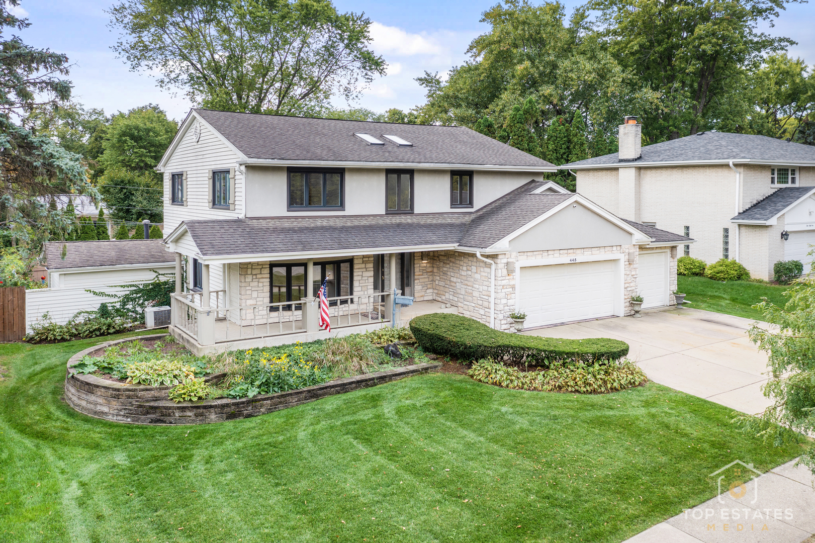 445 W Dorset Avenue, Palatine, IL 60067