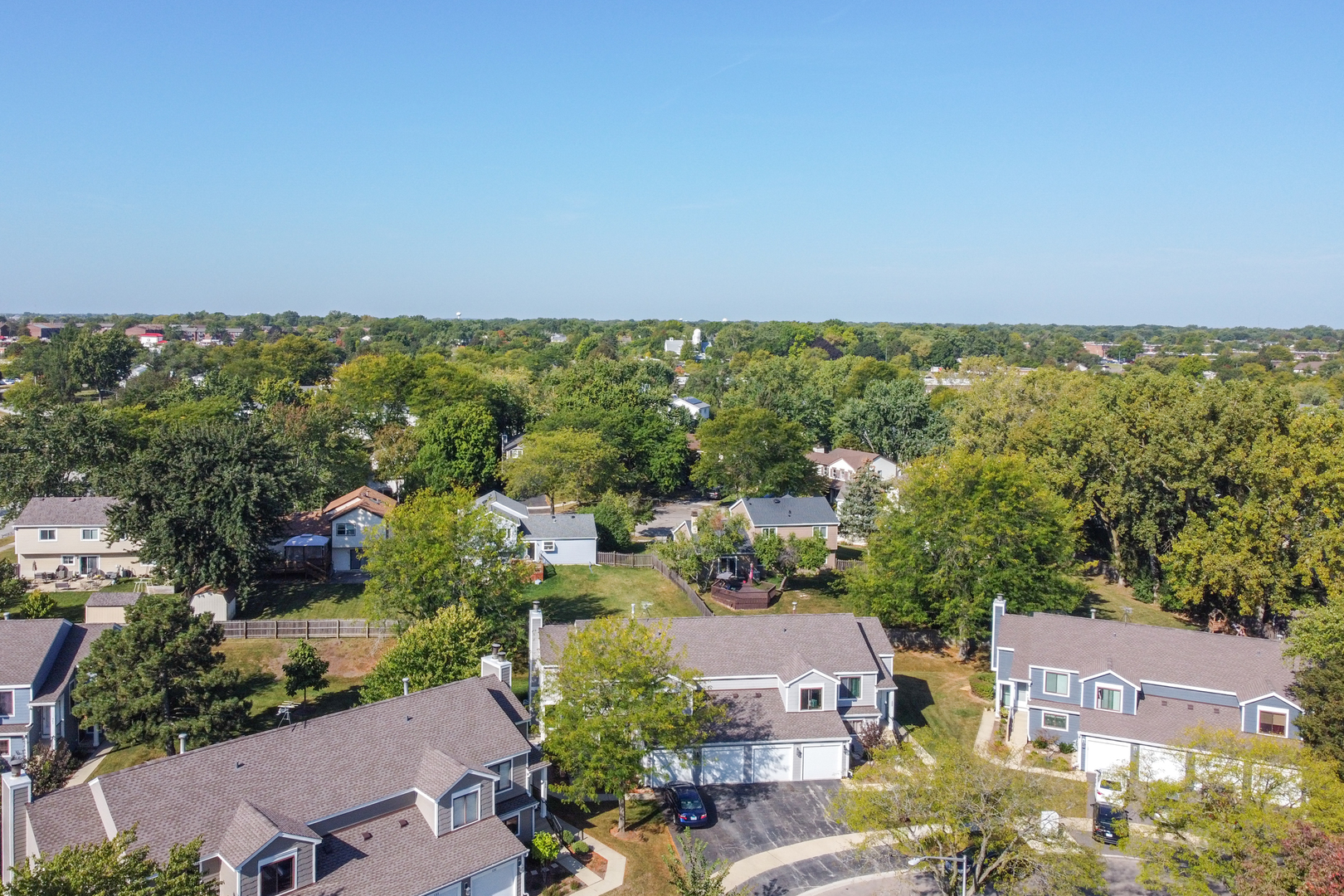 125 Manchester Court #125, Schaumburg, IL 60193