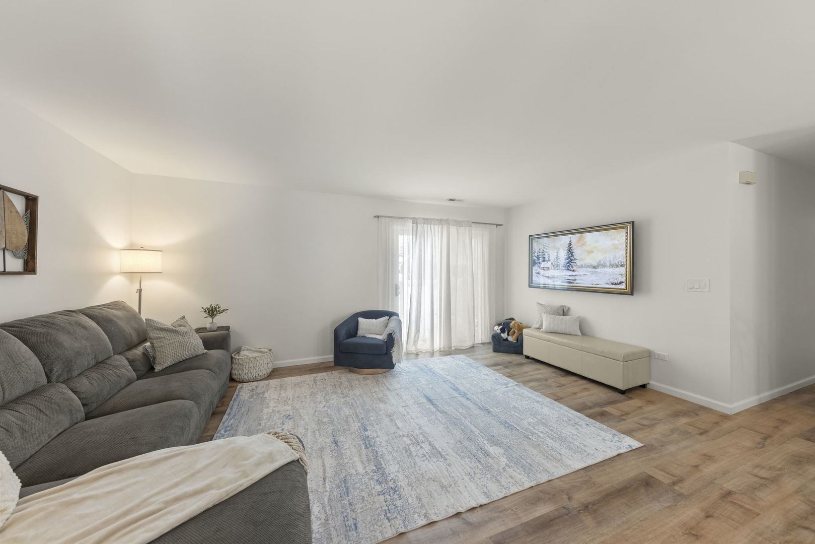 125 Manchester Court #125, Schaumburg, IL 60193