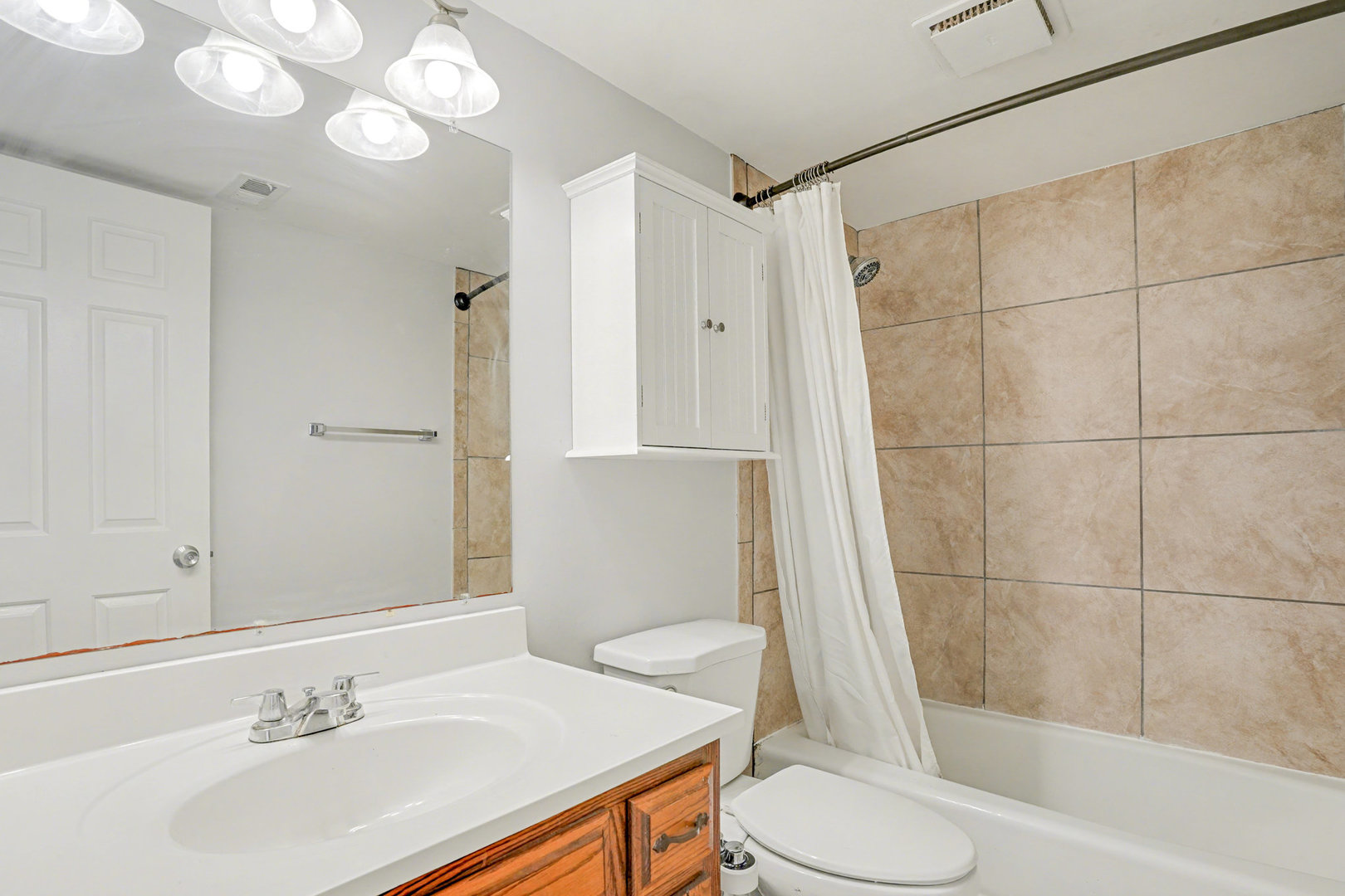 2807 Glenwood Lansing Road #112, Lynwood, IL 60411