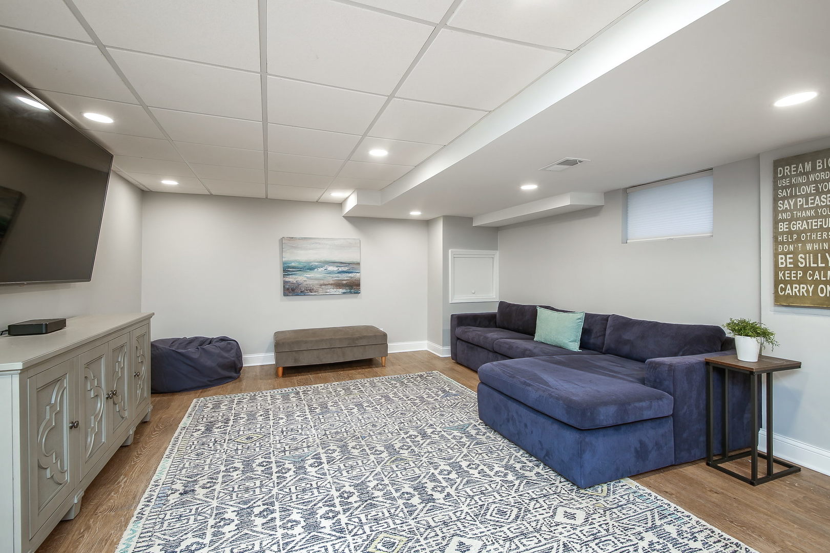 709 Pleasant Avenue, Glen Ellyn, IL 60137