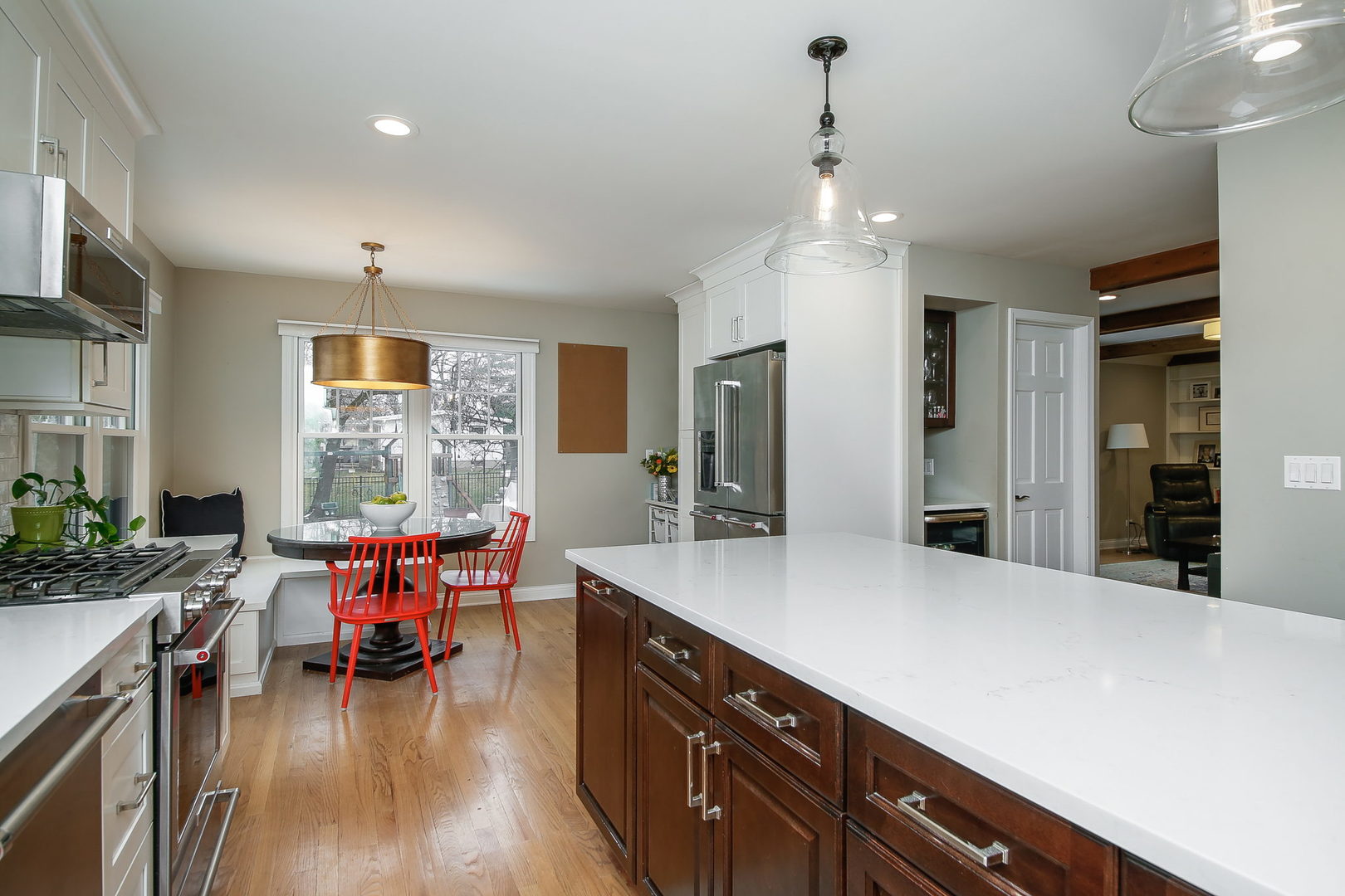 709 Pleasant Avenue, Glen Ellyn, IL 60137