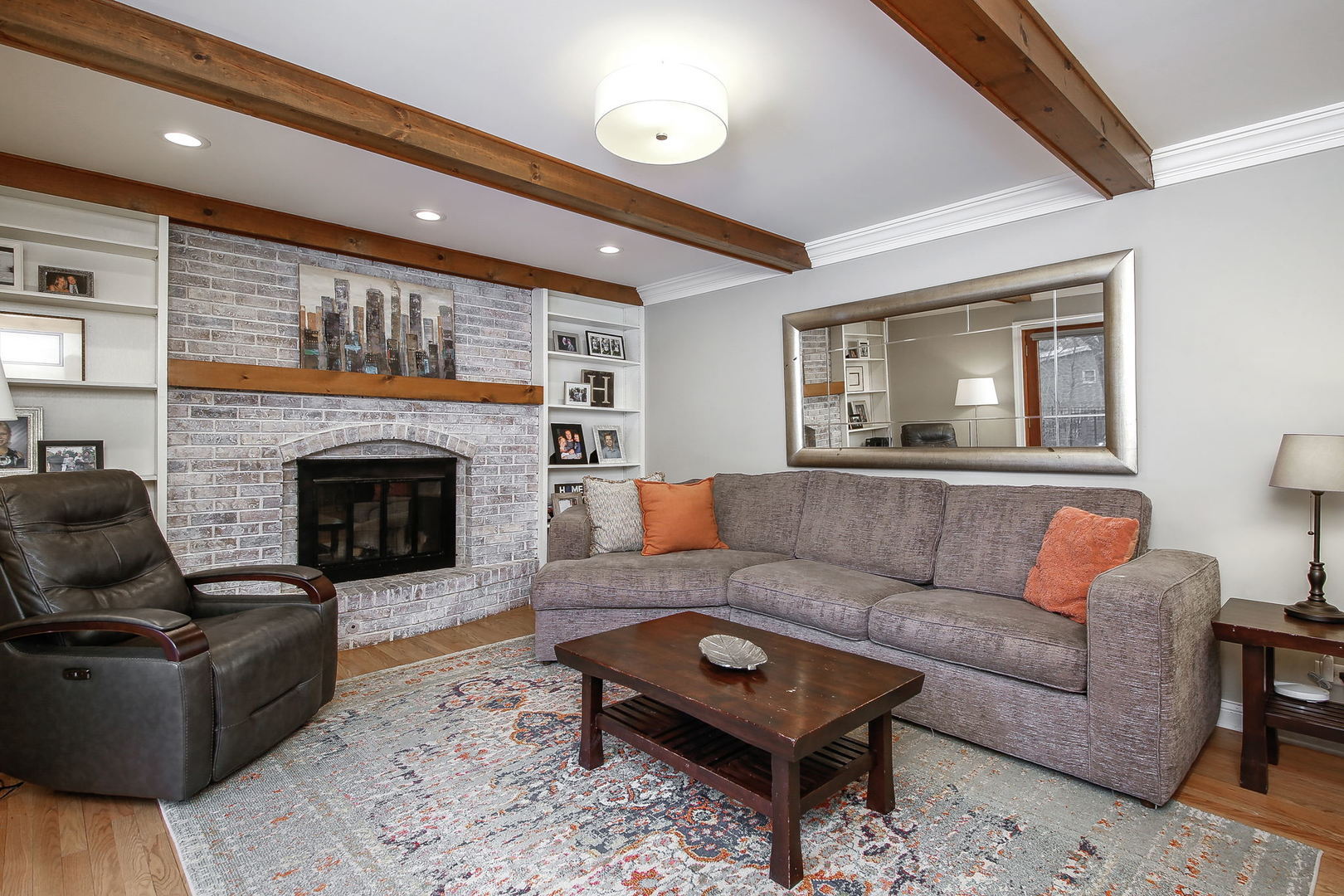 709 Pleasant Avenue, Glen Ellyn, IL 60137