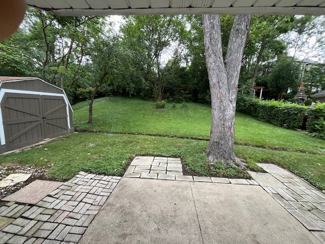 5611 S Quincy Street, Hinsdale, IL 60521