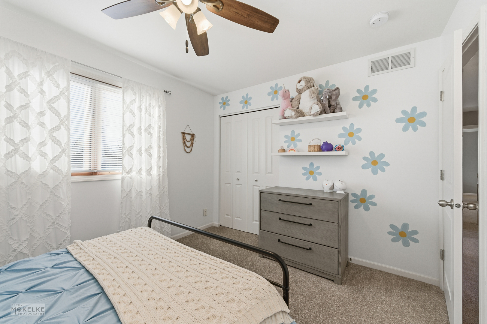 814 Edgewater Drive, Minooka, IL 60447