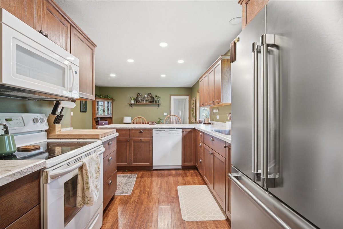 100 W Kentucky Avenue, Chenoa, IL 61726