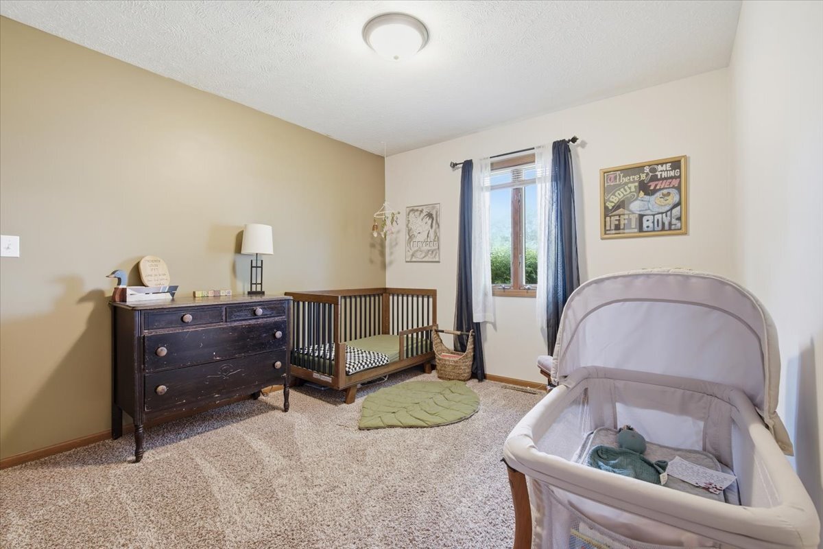 100 W Kentucky Avenue, Chenoa, IL 61726
