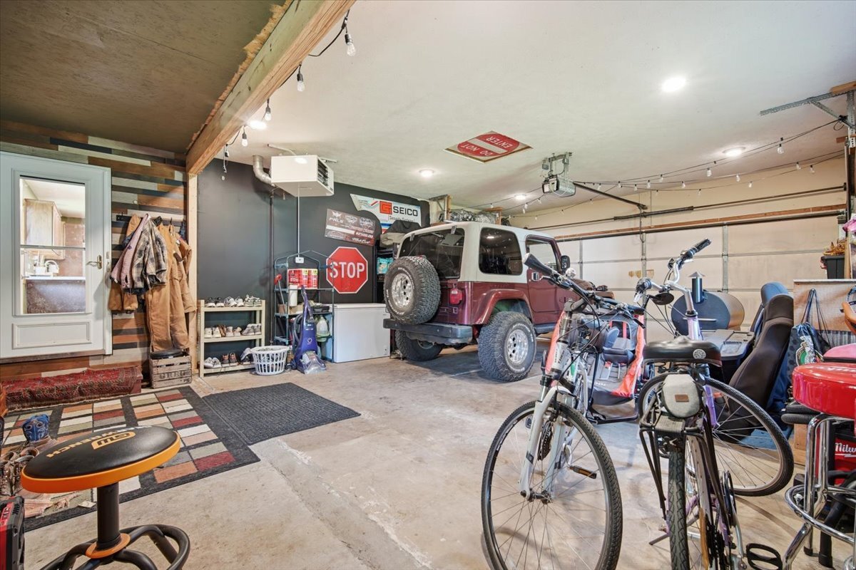 100 W Kentucky Avenue, Chenoa, IL 61726
