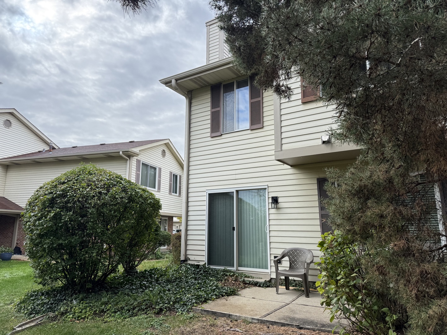 5513 Barclay Court, Clarendon Hills, IL 60514