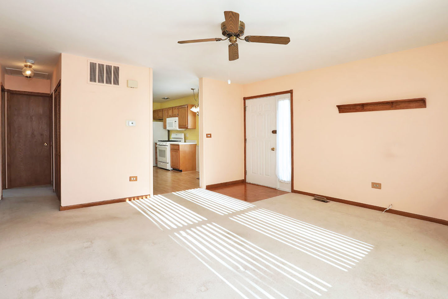 286 Nantucket Hbr #286, Schaumburg, IL 60193