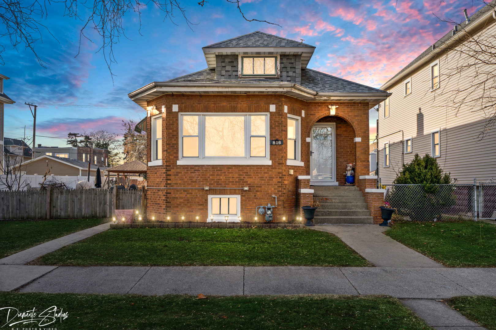 816 S 14th Avenue, Maywood, IL 60153