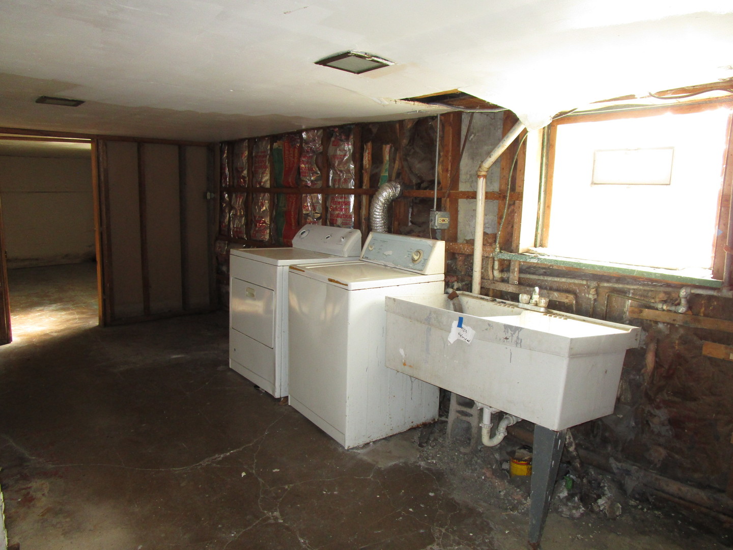 1416 S 17th Avenue, Maywood, IL 60153