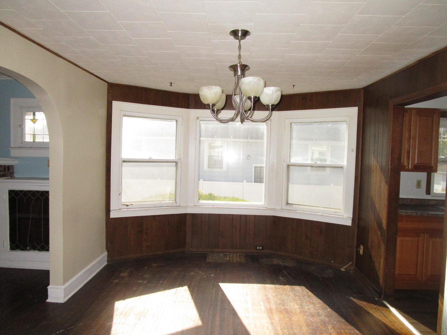 1416 S 17th Avenue, Maywood, IL 60153