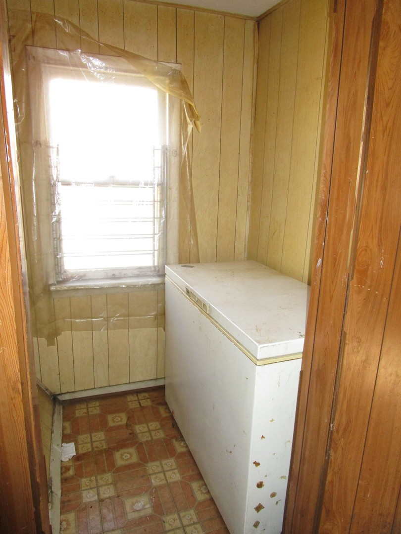 1416 S 17th Avenue, Maywood, IL 60153