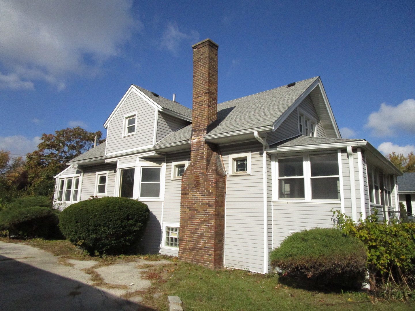 1416 S 17th Avenue, Maywood, IL 60153