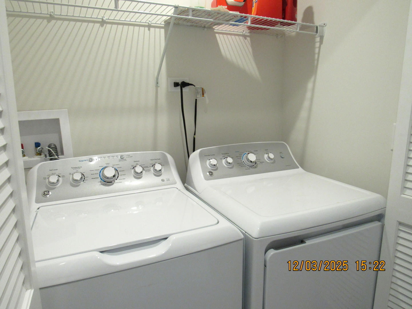 155 Canterbury Way, Lake Zurich, IL 60047