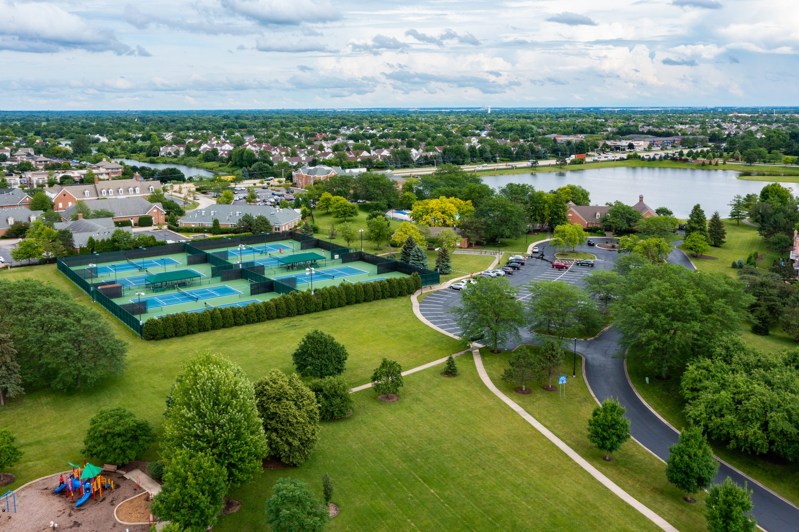 3564 Monarch Circle, Naperville, IL 60564