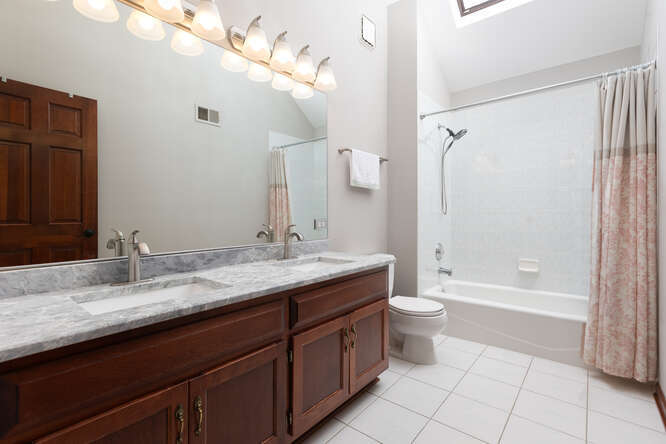 3564 Monarch Circle, Naperville, IL 60564