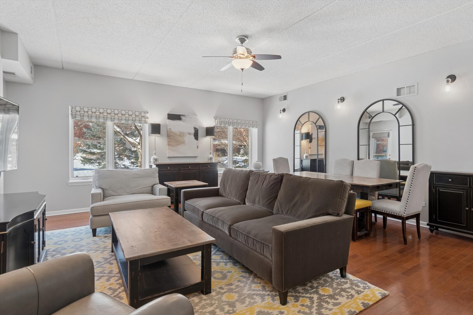 855 E 22ND Street #104, Lombard, IL 60148