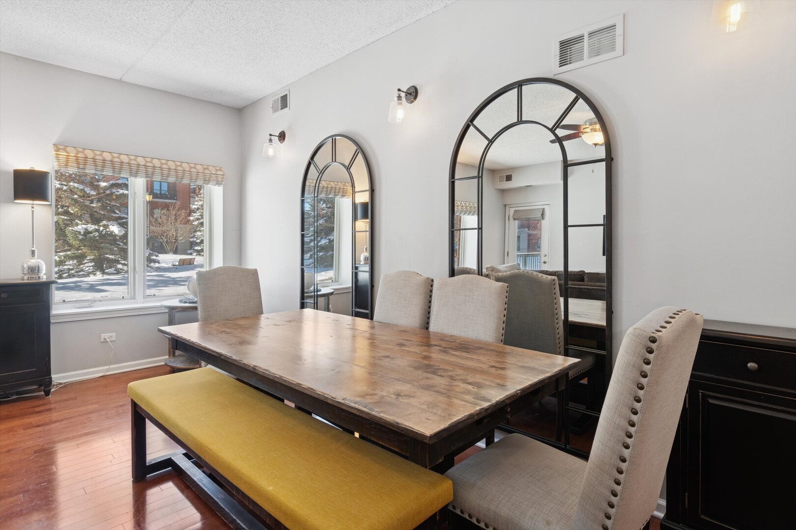 855 E 22ND Street #104, Lombard, IL 60148