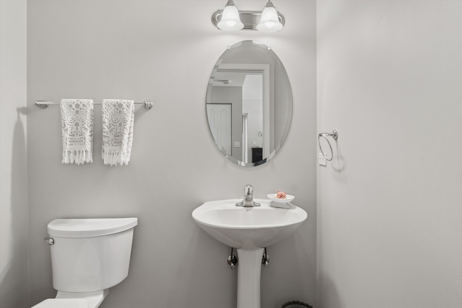 855 E 22ND Street #104, Lombard, IL 60148