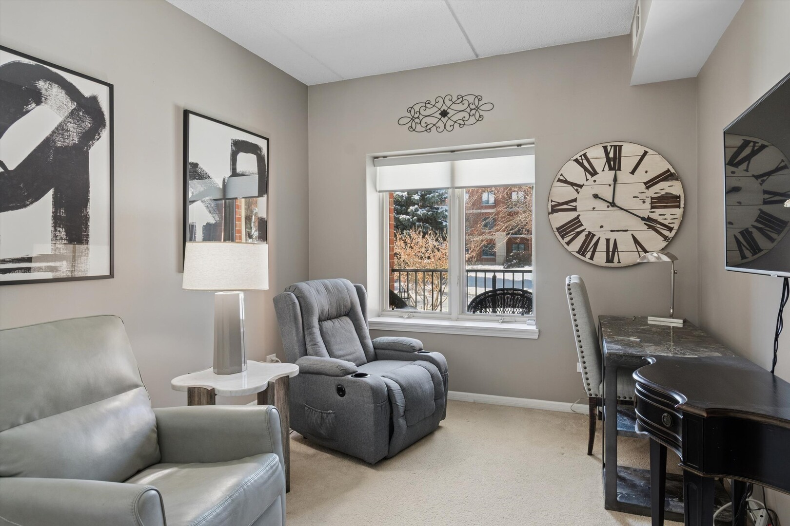 855 E 22ND Street #104, Lombard, IL 60148