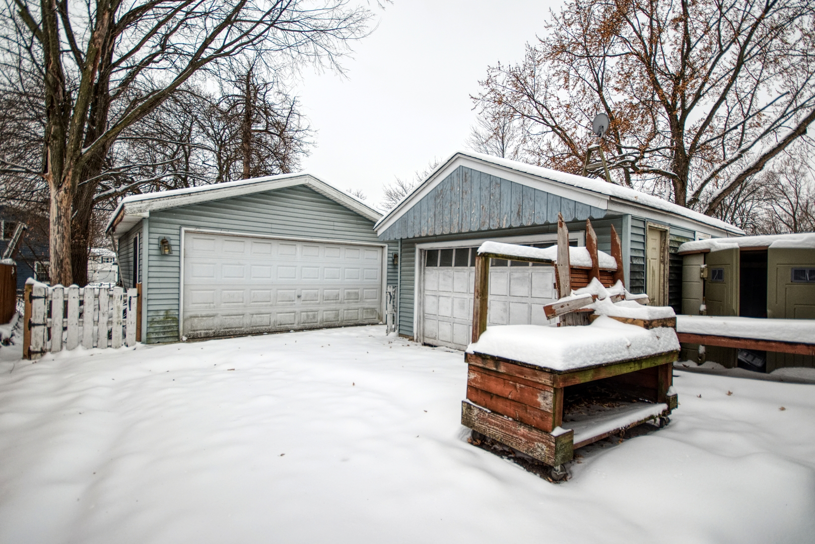 1512 Glenwood Avenue, Joliet, IL 60435